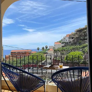 Vigario House Ferienhaus Câmara de Lobos
