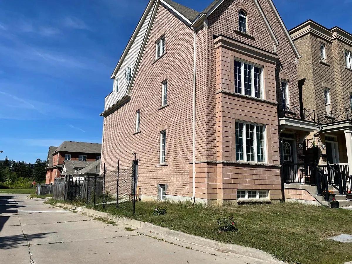 Apartment Quiet Room By Smartying York University Toronto
